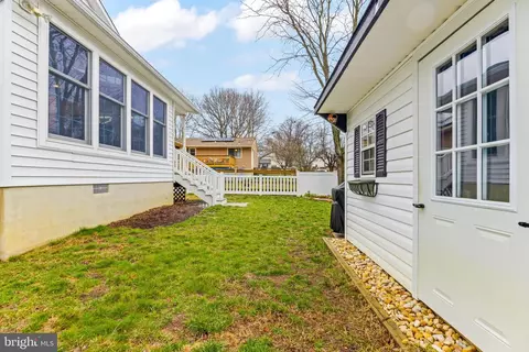 Exterior - 432 Silver Run Rd, Edgewater, MD 21037 photo 5 of 7