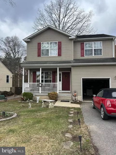 7730 West Dr, Glen Burnie, MD 21060