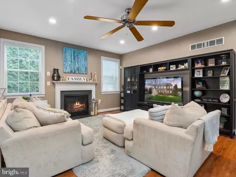 688 Red Cedar Rd, Annapolis, MD 21409 photo 7