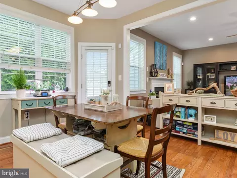 688 Red Cedar Rd, Annapolis, MD 21409 photo 11