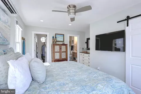 Bedroom - 630 Laurel Dr, Pasadena, MD 21122 photo 4 of 5