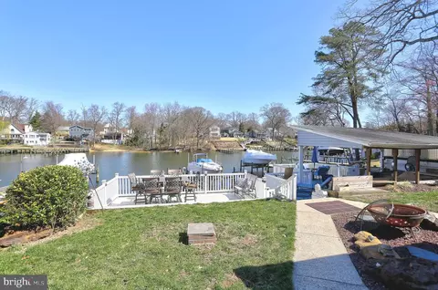 Exterior - 630 Laurel Dr, Pasadena, MD 21122 photo 11 of 12