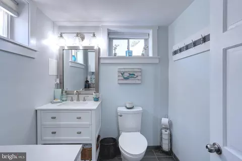 Bath - 630 Laurel Dr, Pasadena, MD 21122 photo 3 of 4