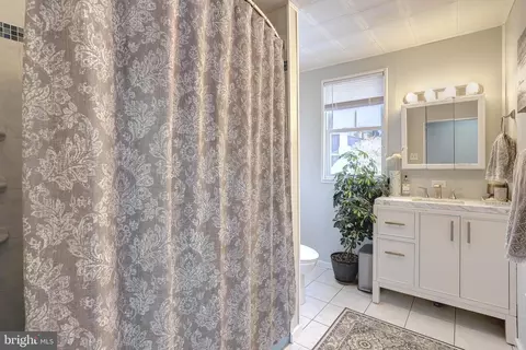 Bath - 630 Laurel Dr, Pasadena, MD 21122 photo 4 of 4