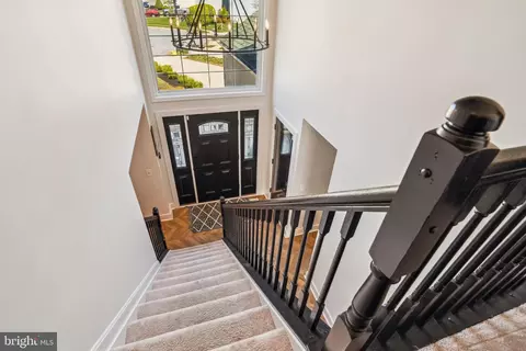 Entry Way - 1100 Gallatin Way, Pasadena, MD 21122 photo 4 of 5