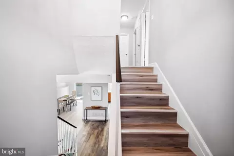 Entry Way - 298 Overleaf Ct, Arnold, MD 21012 photo 3 of 4