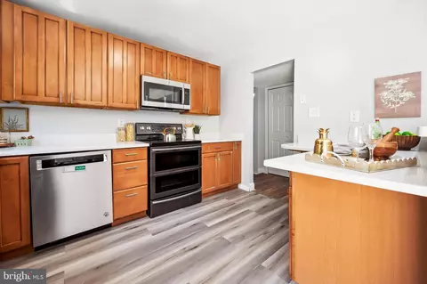 Kitchen - 298 Overleaf Ct, Arnold, MD 21012 photo 1 of 4