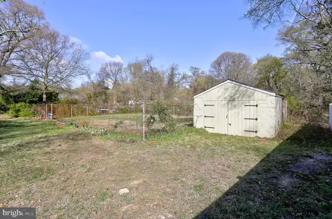 Exterior - 844 Swift Rd, Pasadena, MD 21122 photo 3 of 14