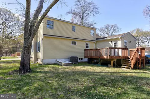 Exterior - 844 Swift Rd, Pasadena, MD 21122 photo 5 of 14