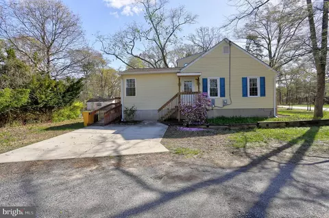 Exterior - 844 Swift Rd, Pasadena, MD 21122 photo 11 of 14