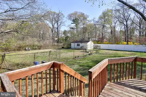 Exterior - 844 Swift Rd, Pasadena, MD 21122 photo 9 of 14