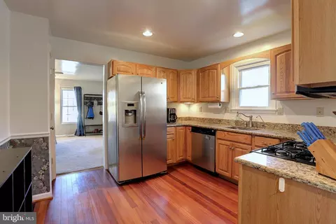 Kitchen - 844 Swift Rd, Pasadena, MD 21122 photo 2 of 2