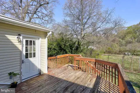 Exterior - 844 Swift Rd, Pasadena, MD 21122 photo 8 of 14