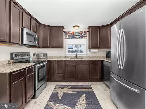 212 Winston Rd, Pasadena, MD 21122 photo 8