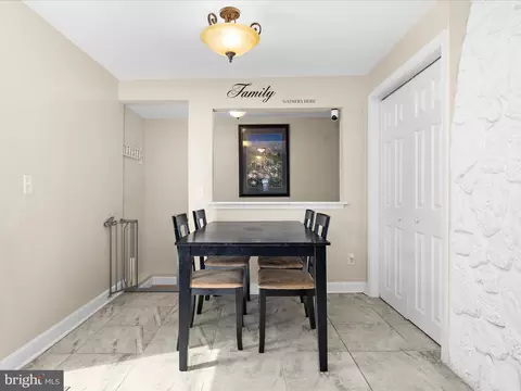 212 Winston Rd, Pasadena, MD 21122 photo 12