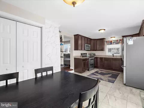 212 Winston Rd, Pasadena, MD 21122 photo 11