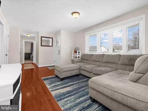 212 Winston Rd, Pasadena, MD 21122 photo 7