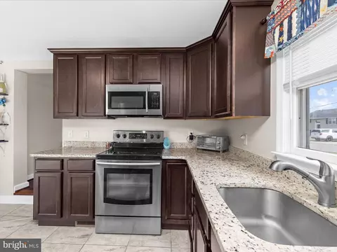 212 Winston Rd, Pasadena, MD 21122 photo 10