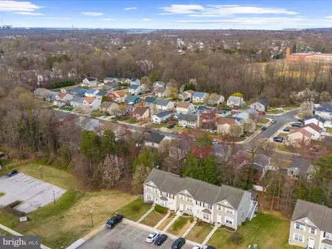 View/Area - 8028 Escalon Ave, Pasadena, MD 21122 photo 6 of 16