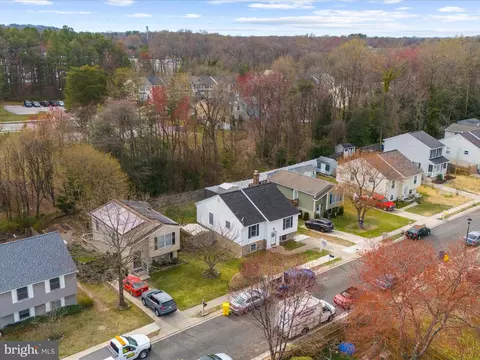 View/Area - 8028 Escalon Ave, Pasadena, MD 21122 photo 10 of 16