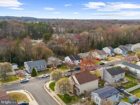 View/Area - 8028 Escalon Ave, Pasadena, MD 21122 photo 5 of 16