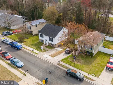 View/Area - 8028 Escalon Ave, Pasadena, MD 21122 photo 9 of 16