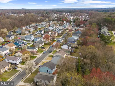 View/Area - 8028 Escalon Ave, Pasadena, MD 21122 photo 1 of 16
