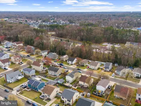 View/Area - 8028 Escalon Ave, Pasadena, MD 21122 photo 11 of 16