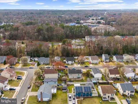 View/Area - 8028 Escalon Ave, Pasadena, MD 21122 photo 12 of 16