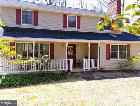 251 Sundew Ln, Pasadena, MD 21122
