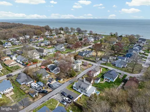 View/Area - 205 Arunah Ave, Edgewater, MD 21037 photo 3 of 10