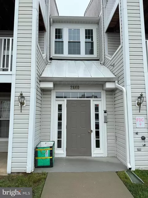 2440 Blue Spring Ct #301, Odenton, MD 21113
