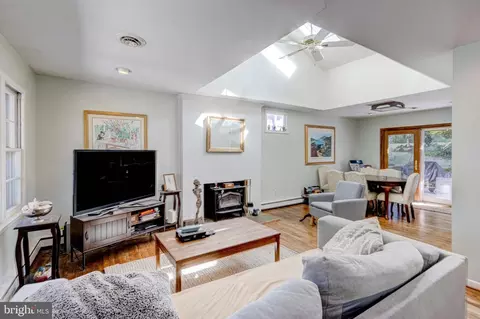 Other - 3563 S River Ter, Edgewater, MD 21037 photo 3 of 10