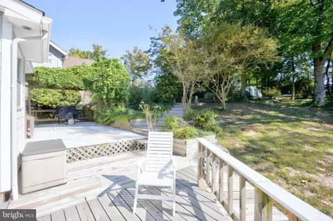 Exterior - 3563 S River Ter, Edgewater, MD 21037 photo 5 of 8