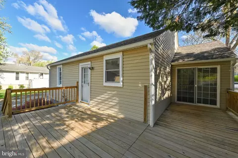 313 Orchard Rd, Edgewater, MD 21037 photo 4