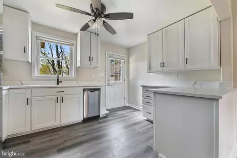 313 Orchard Rd, Edgewater, MD 21037 photo 9