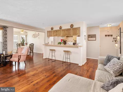 837 Deering Rd #8G, Pasadena, MD 21122 photo 7