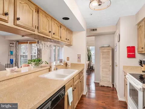 837 Deering Rd #8G, Pasadena, MD 21122 photo 16