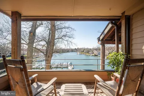 6 President Point Dr #A3, Annapolis, MD 21403