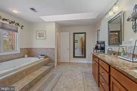 784 Olivia Way, Pasadena, MD 21122 photo 22