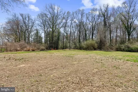 Exterior - 937 Winding Rd, Edgewater, MD 21037 photo 3 of 7