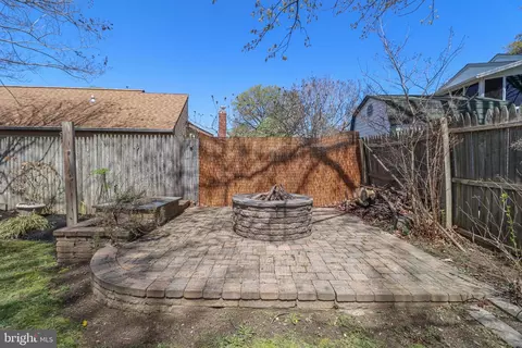 Exterior - 1719 Fairhill Dr, Edgewater, MD 21037 photo 5 of 11