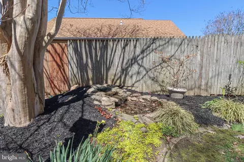 Exterior - 1719 Fairhill Dr, Edgewater, MD 21037 photo 7 of 11