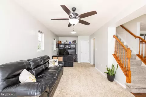 Entry Way - 48 Fox Run Way, Arnold, MD 21012 photo 3 of 3