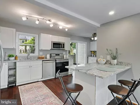 Kitchen - 2110 Laurance Ct, Crofton, MD 21114 photo 2 of 5