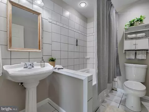 Bath - 2110 Laurance Ct, Crofton, MD 21114 photo 3 of 3