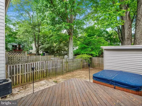 Exterior - 2110 Laurance Ct, Crofton, MD 21114 photo 2 of 6