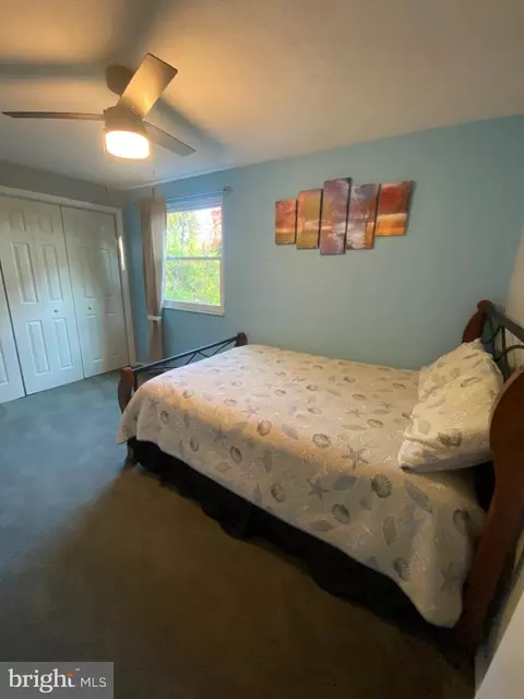 Bedroom - 8000 Hadfield Ct, Pasadena, MD 21122 photo 4 of 5