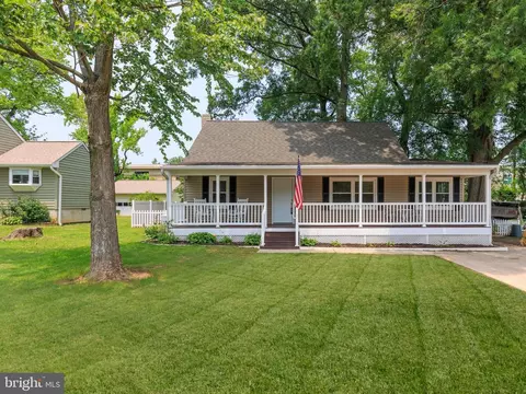 402 Irene Dr, Glen Burnie, MD 21061