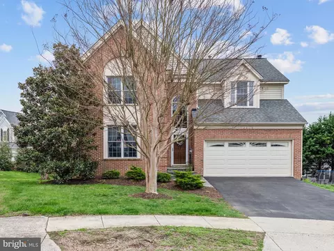 Exterior - 2805 Erics Ct, Crofton, MD 21114 photo 2 of 11